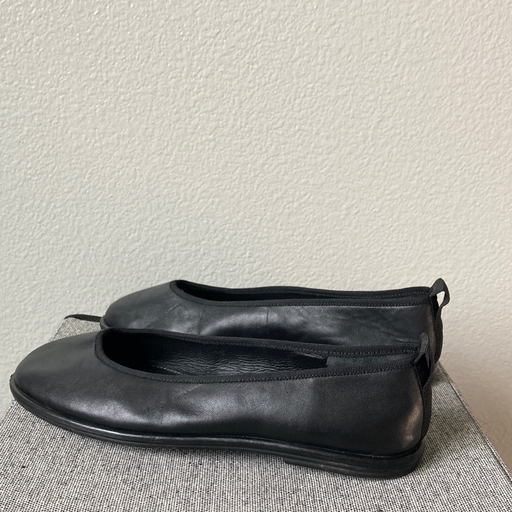 Vince Black Leather Ballet Flats - Picture 6 of 11